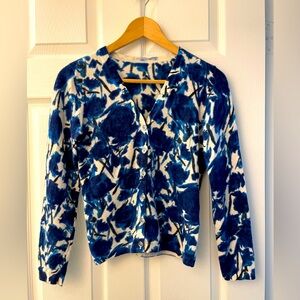SMALL Anne Klein Quality Cashmere V Neck Cardigan Knit Sweater Blue Ivory Floral
